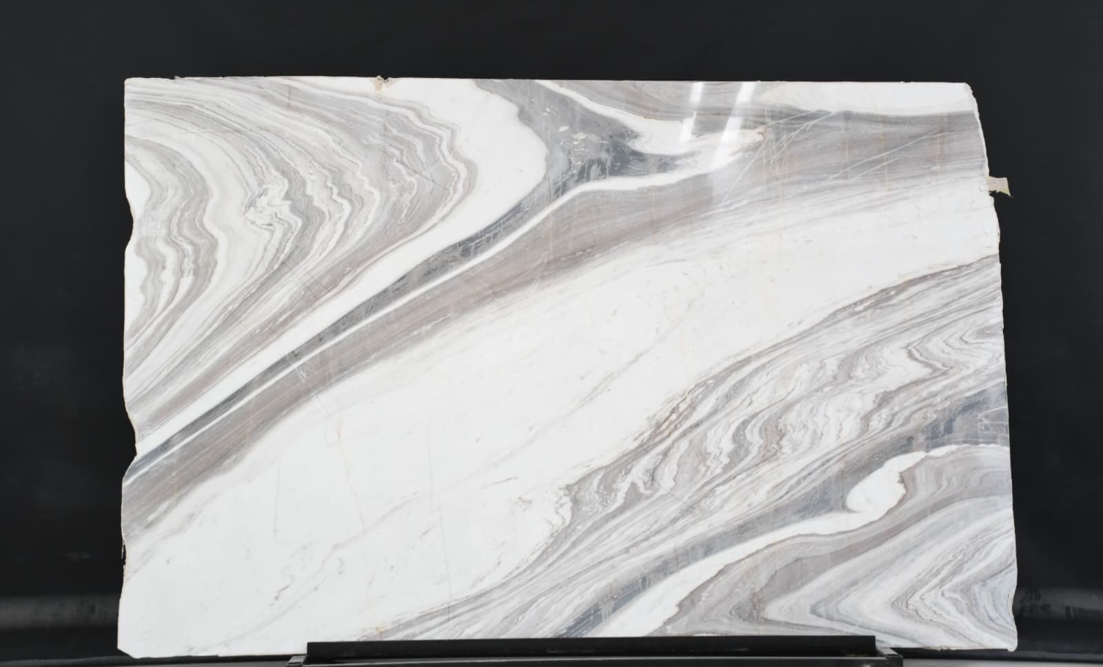 Calacatta Lucina detail 3