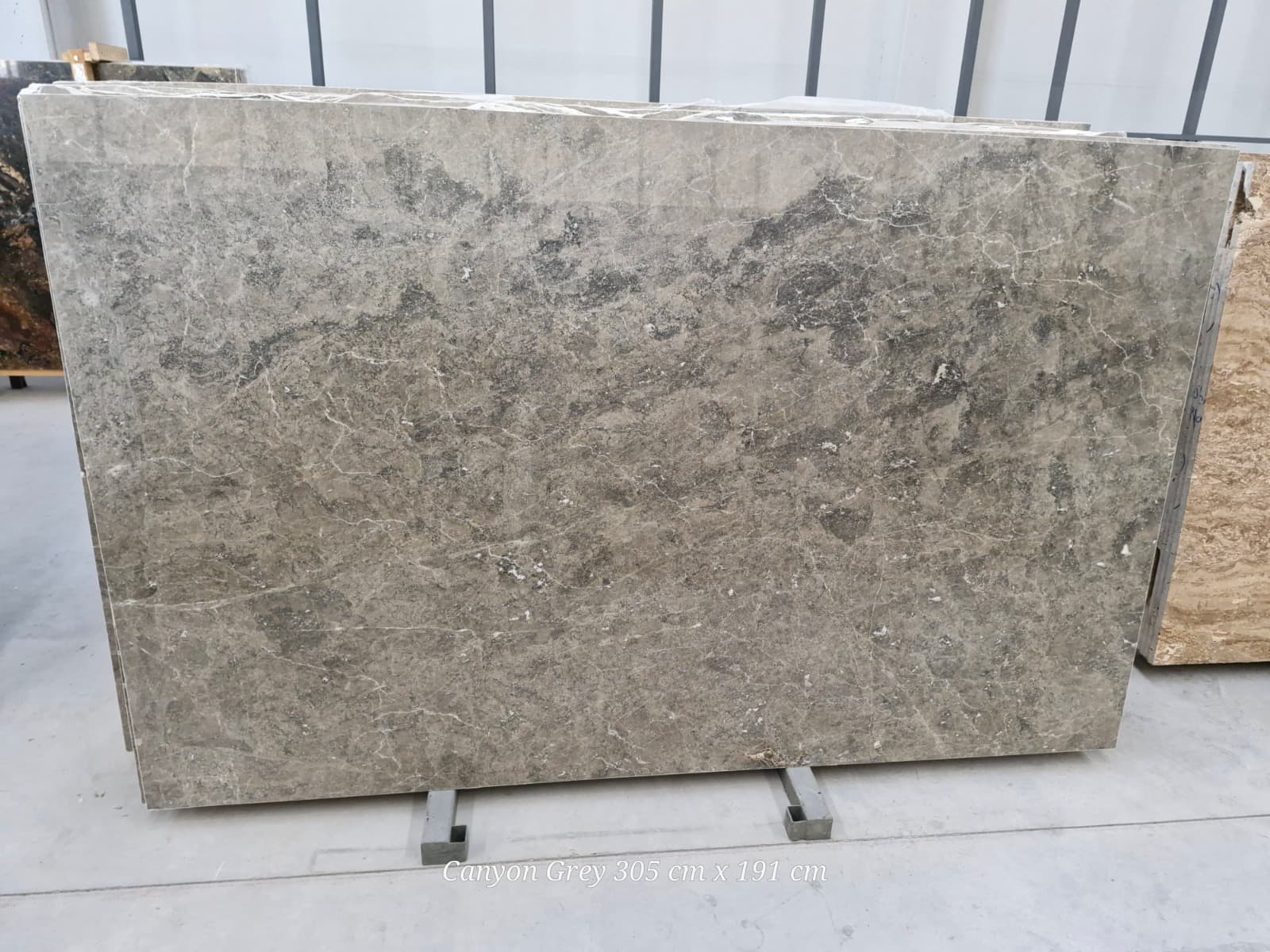 Canyon Grey detail 3