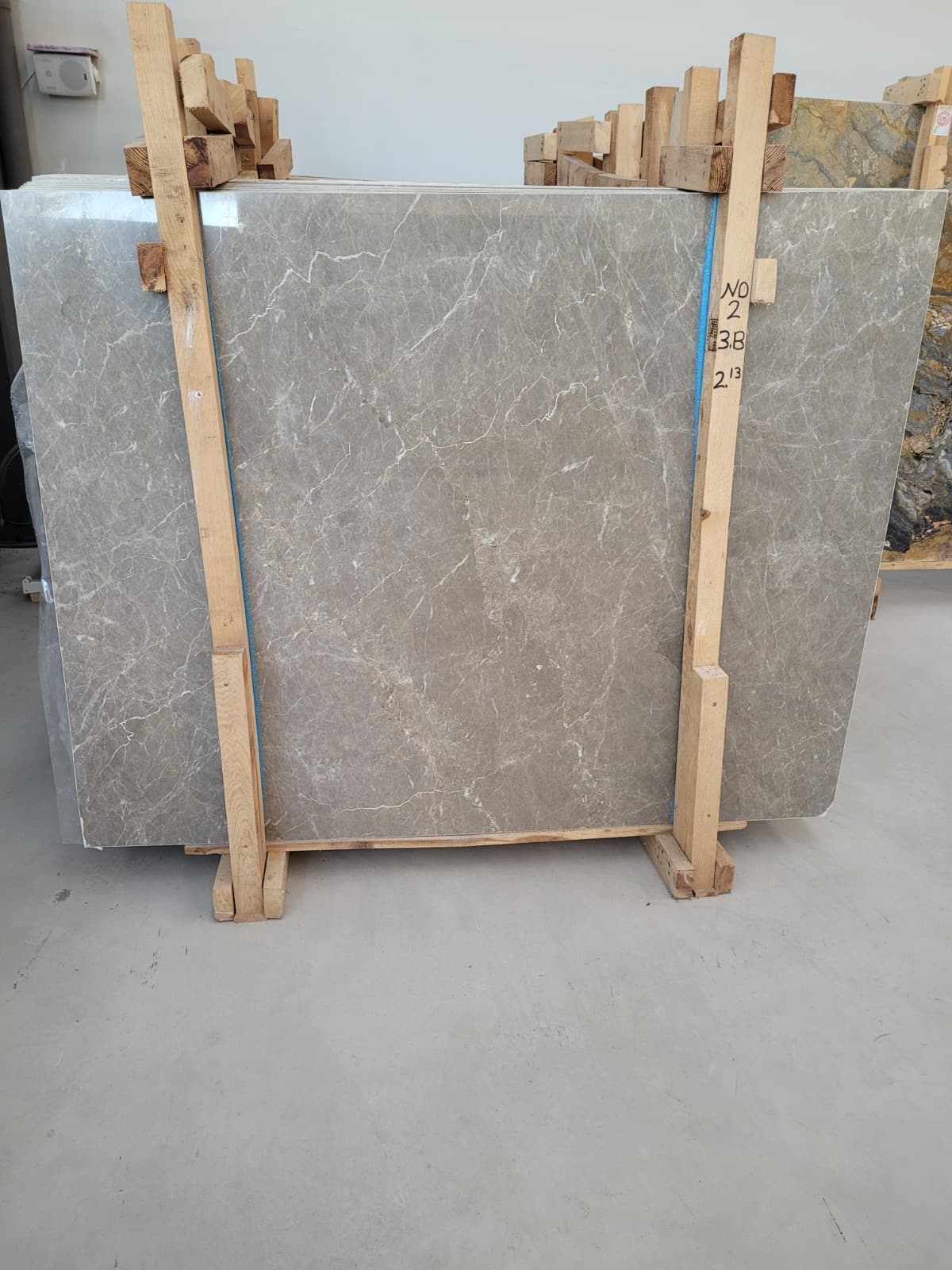 Canyon Grey 2 detail 1