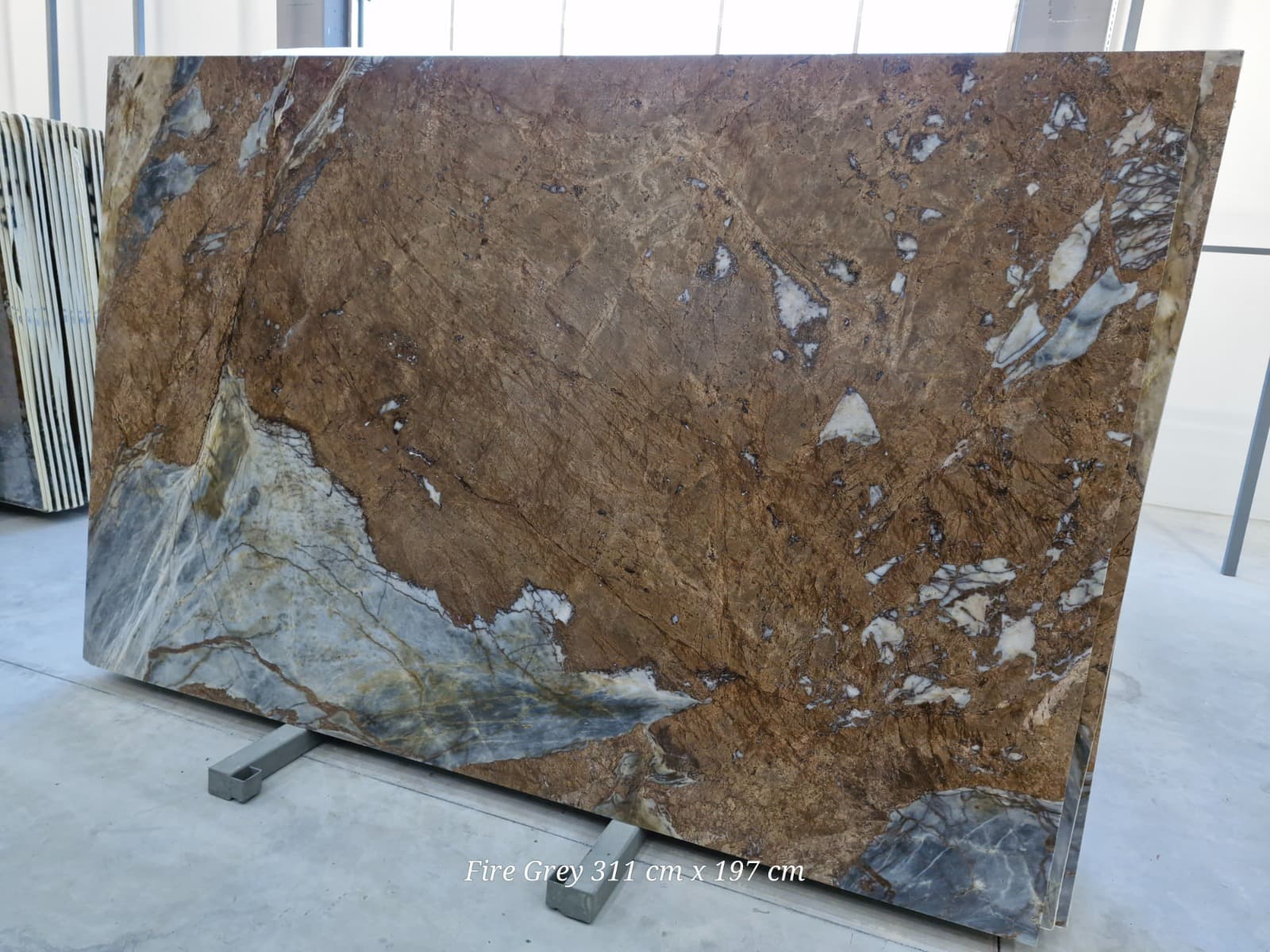 Fire Grey Polished detail 1