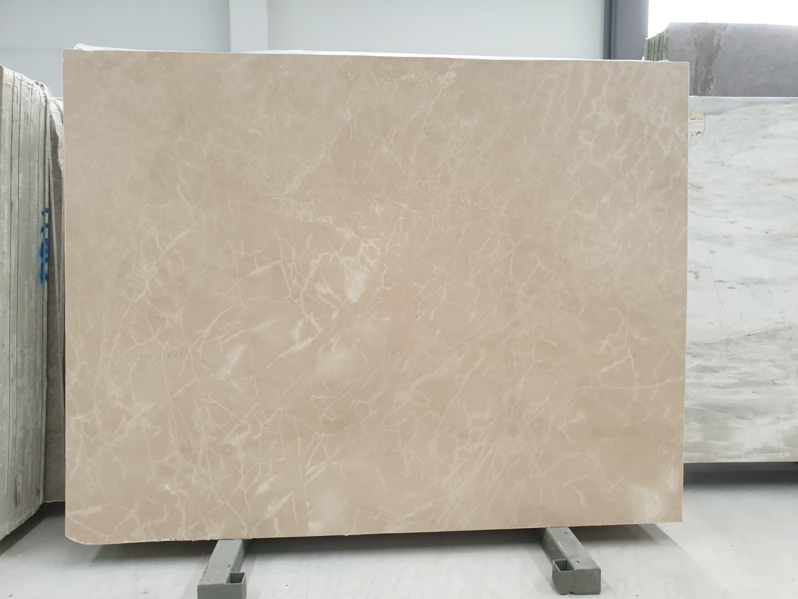 Marley Cream detail 3